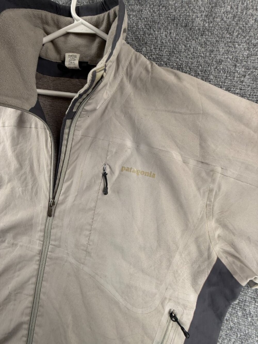 Patagonia CSS Men Jacket Gray Full Zip Large Chest Pocket Windbreaker Adult - Picture 2 of 16